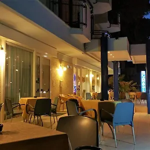 https://hotel-canasta-riccione.riccione-hotels.org